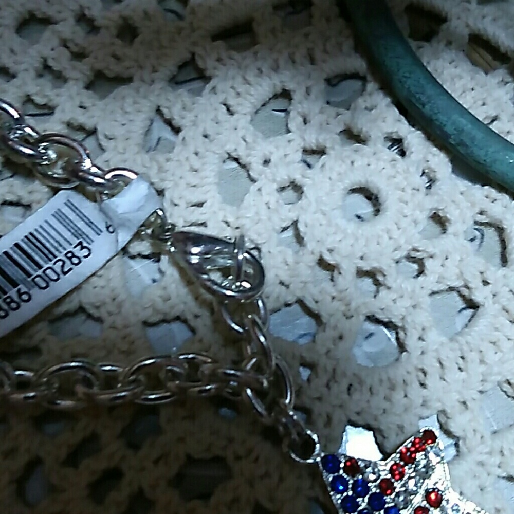 Bracelet - Picture 2 of 4